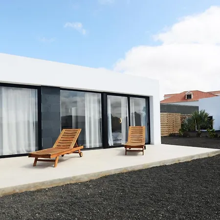 Villa Duna Colorada 2 *